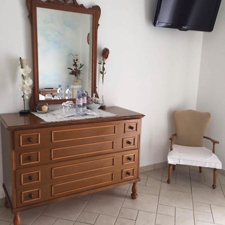 Chambres d'hôtes Chez Coco Saint-Georges-de-Reneins Habitación foto